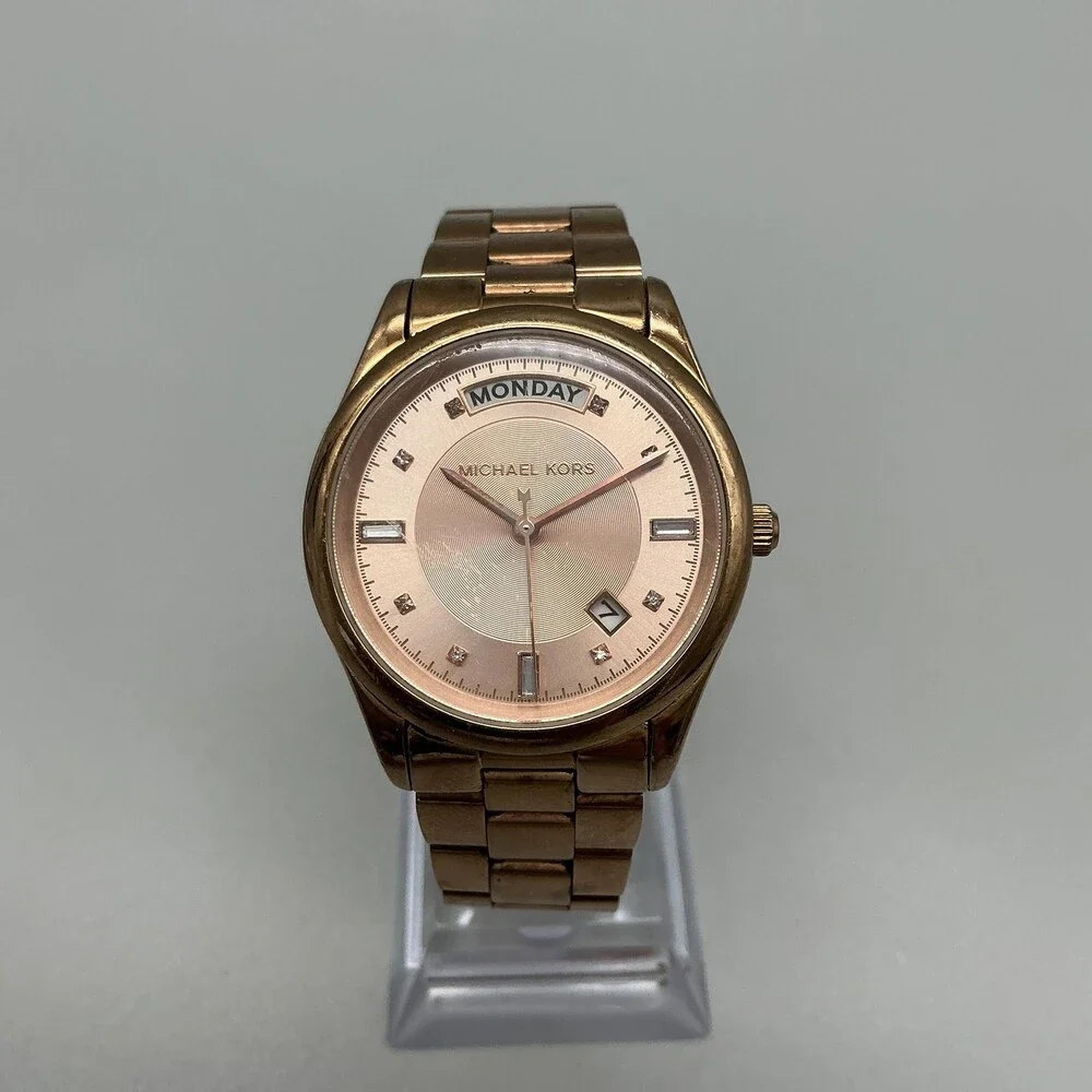 Michael Kors see photos